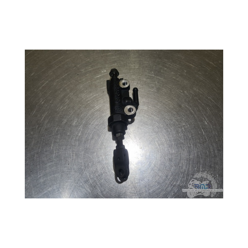 Maitre cylindre de frein arrière Yamaha FZ8 2010 à 2016 