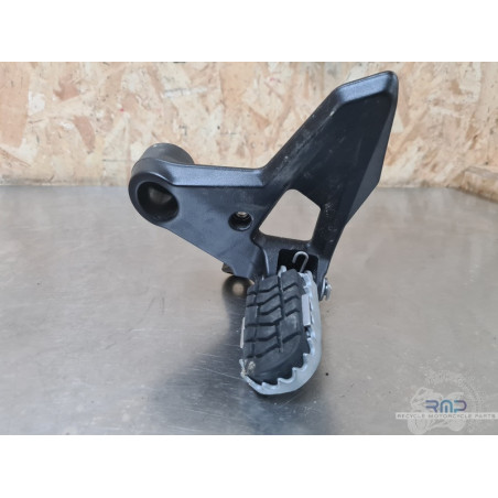 Platine repose pied gauche KTM 890 SMT 2023 à 2026 