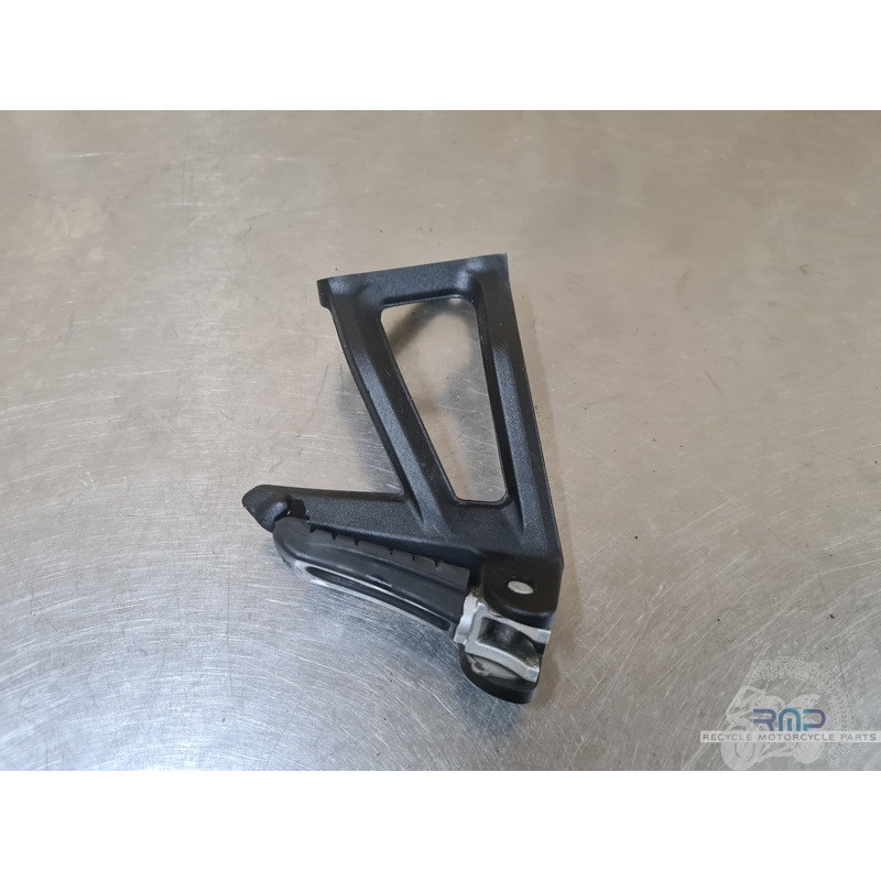 Platine repose pied passager droite KTM 890 SMT 2023 à 2026 
