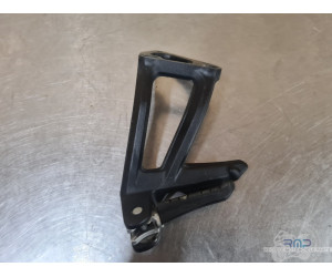 Platine repose pied passager gauche KTM 890 SMT 2023 à 2026 