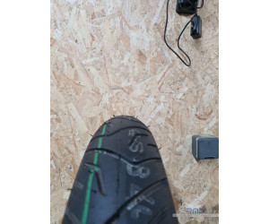 Pneu avant Bridgestone Batlax Adventure 90 - 90 - 21 asuppri 