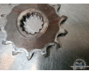 Pignon de sortie de boite Suzuki GSXR 1000 2001 à 2002 