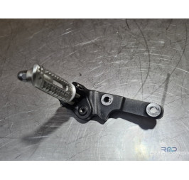 Platine repose pied gauche Triumph Speed Triple 1050 RS 2016 à 2021 