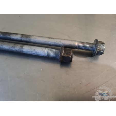 Paire d'axe moteur 750 GSR 2011 à 2015