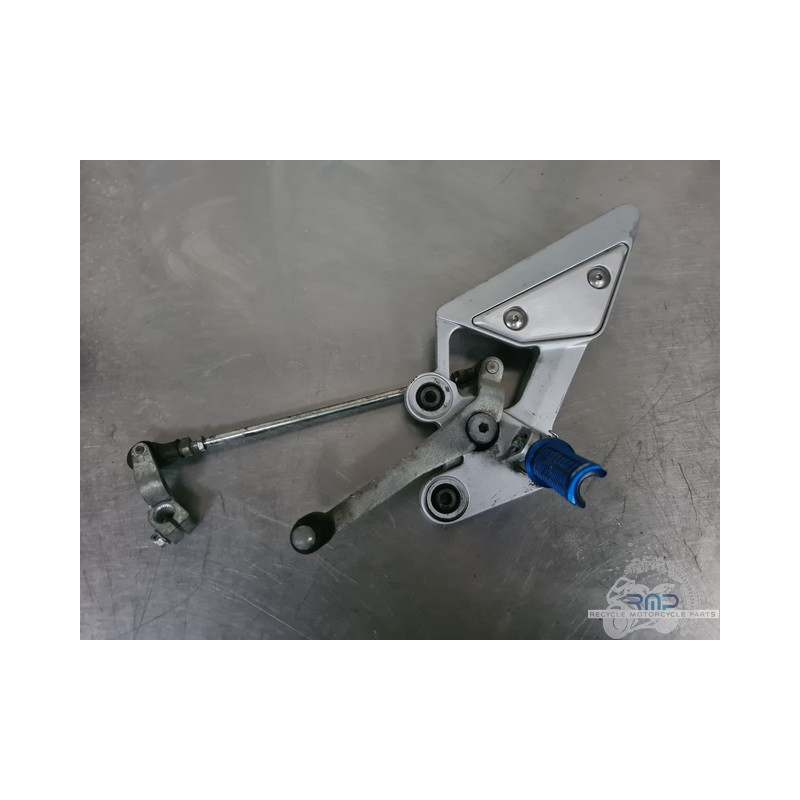 Platine repose pied gauche Yamaha FZ6 N 2004 à 2006 
