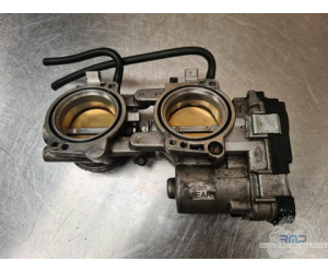 Rampe d'injection arrière Aprilia RSV4 2009 à 2014 
