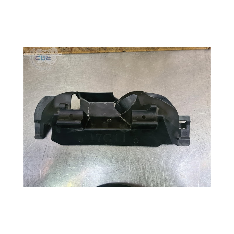 Cache sur radiateur Suzuki SV 650 S 2003 à 2009 