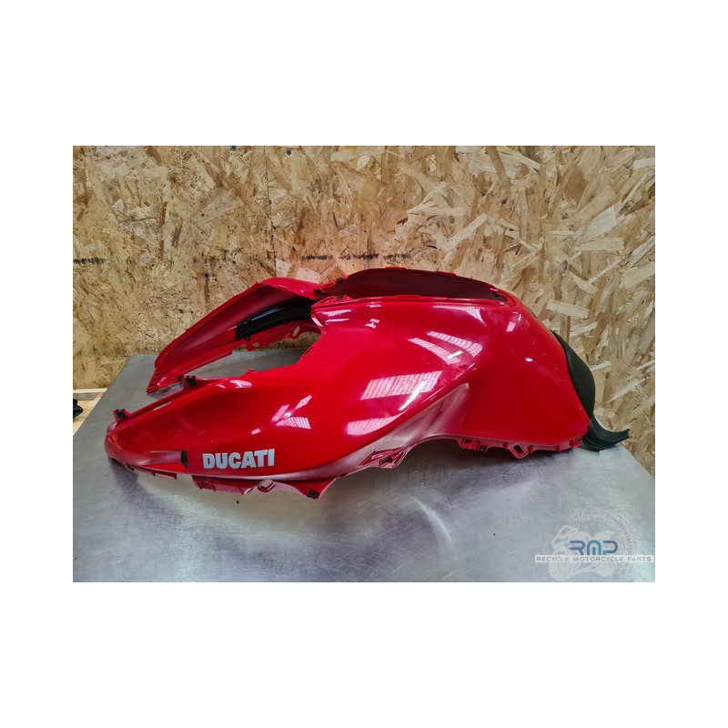 Cache réservoir Ducati Multistrada V4S Radar 2021 à 2024 