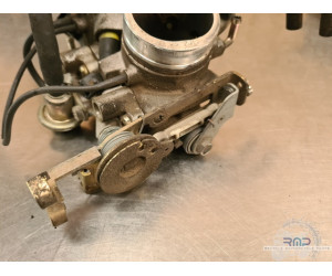 Rampe d'injection Aprilia RSV 1000 2006 à 2008 