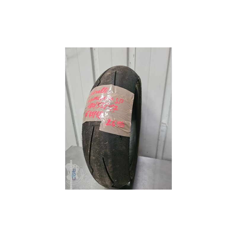 Pneu arrière Pirelli Supercorsa SP 180 - 55 - 17 Yamaha YZF R1 1998 à 2001 