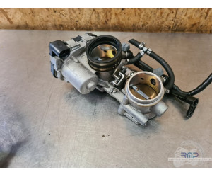 Rampe d'injection arrière Aprilia Tuono 1100 V4 Factory APRC 2015 à 2020 