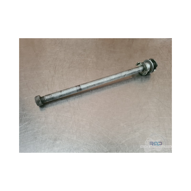 Axe de roue arrière Honda 600 Hornet 1998 à 2002 