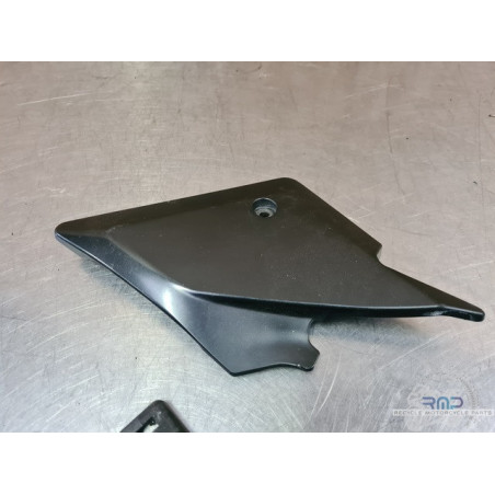 Cache sous selle droit Suzuki 650 SV N 2003 à 2009 