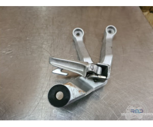 Platine repose pied passager droite Suzuki 650 SV N 2003 à 2009 