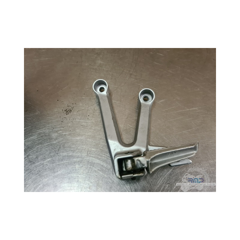Platine repose pied passager gauche Suzuki 650 SV N 2003 à 2009 