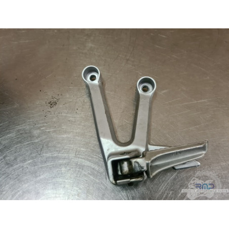 Platine repose pied passager gauche Suzuki 650 SV N 2003 à 2009 