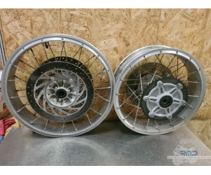 Paire de jantes Aprilia ETV 1000 Caponord 2004 a 2012 