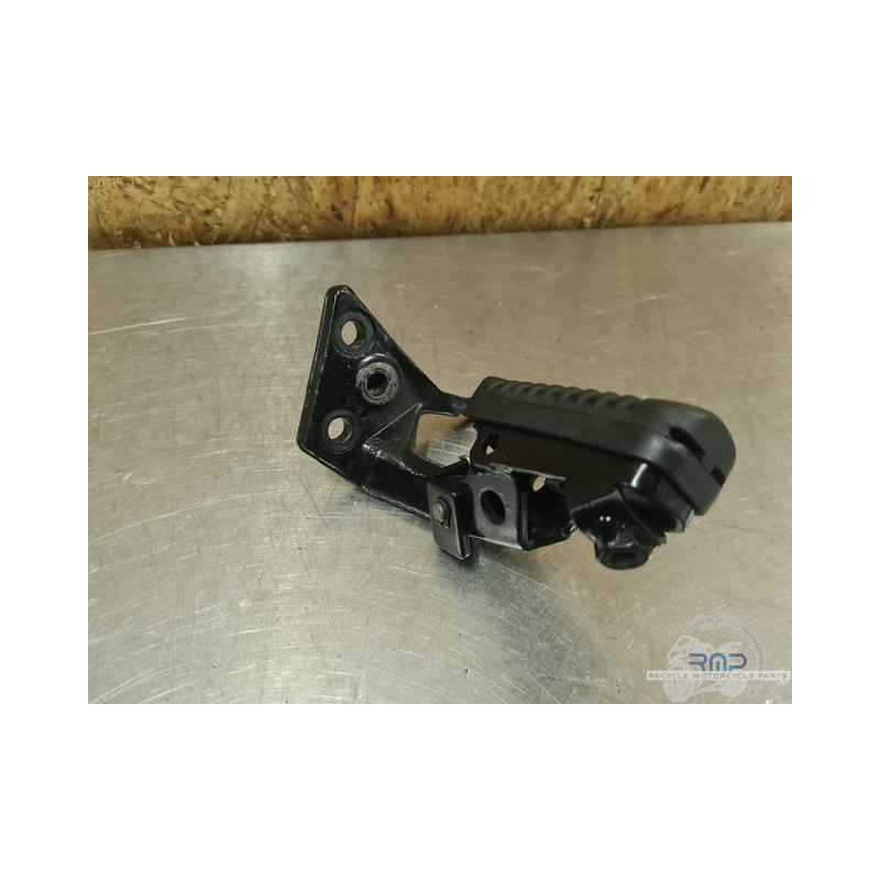 Platine repose pied droite Aprilia ETV 1000 Caponord 2004 a 2012 