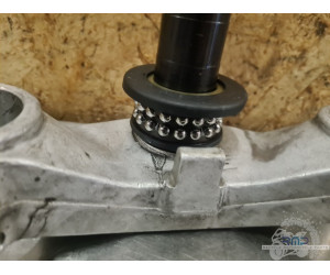 Te de fourche inférieur Aprilia ETV 1000 Caponord 2004 a 2012 