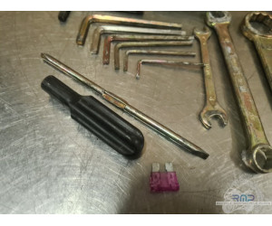 Trousse a outils Aprilia ETV 1000 Caponord 2004 a 2012 