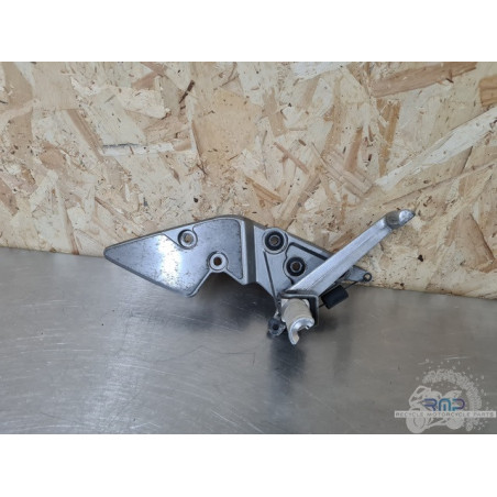 Platine repose pied droite Suzuki GSF 600 Bandit N 2000 à 2004 