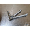 Platine repose pied passager gauche Suzuki GSF 600 Bandit N 2000 à 2004 