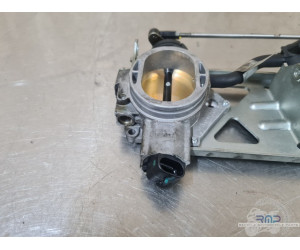 Rampe d'injection Ducati 848 EVO SBK 2008 à 2013 
