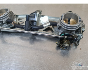 Rampe d'injection Ducati 848 EVO SBK 2008 à 2013 