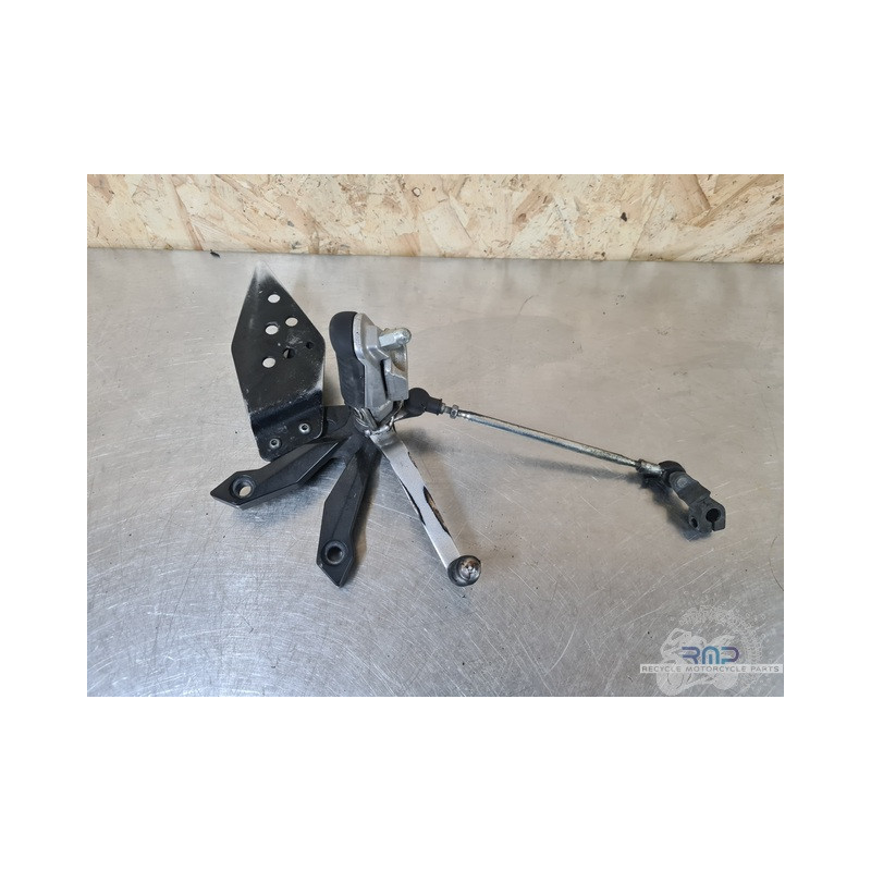 Platine repose pied gauche Kawasaki Z 750 2007 à 2012 
