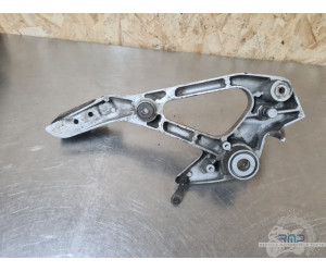 Platine repose pied droite Honda XL 1000 Varadero 1998 à 2002 