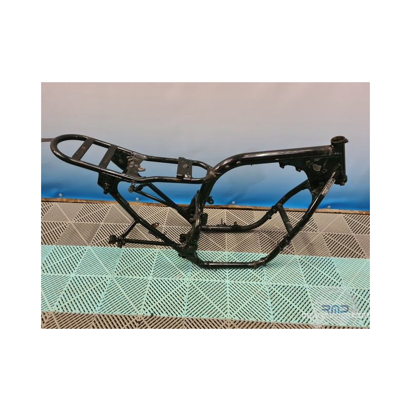 Cadre avec carte grise Honda CB 750 Seven Fifty 