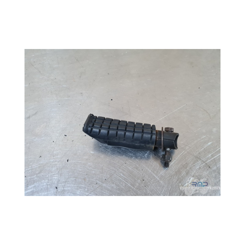 Platine repose pied passager gauche Honda CB 750 Seven Fifty 