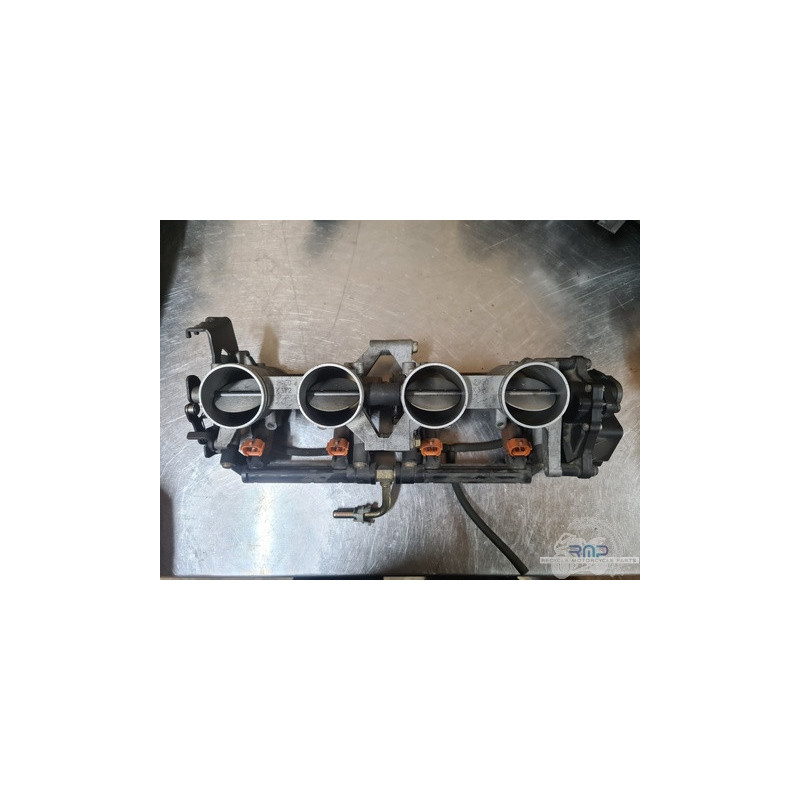 Rampe d'injection Suzuki GSXR 600 2004 à 2005 