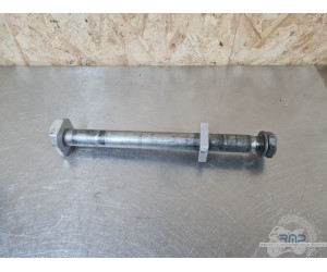 Axe de roue arrière Suzuki GSXR 600 2004 à 2005 