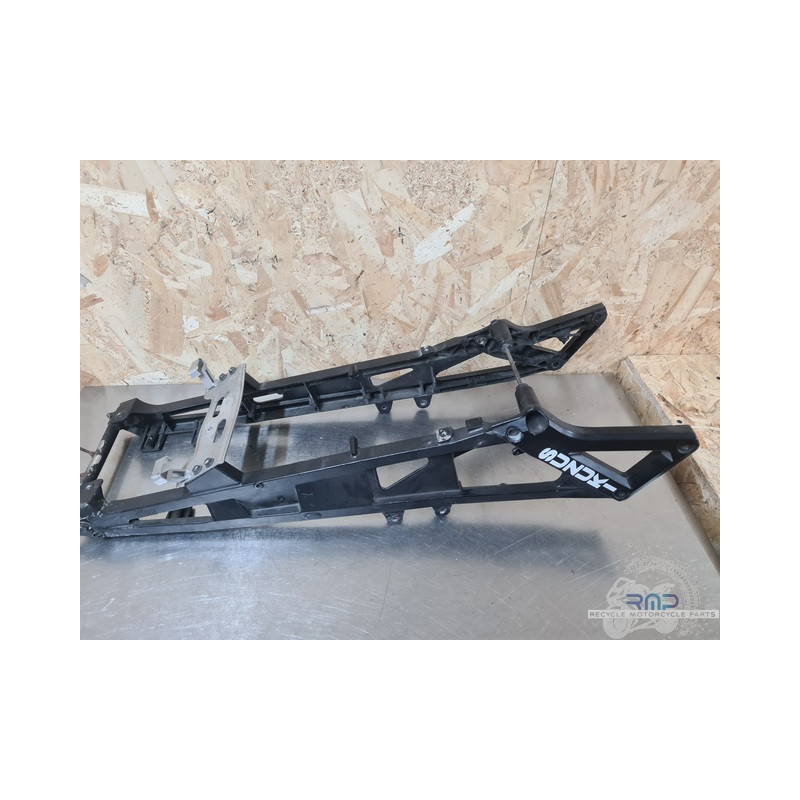 Boucle arrière Suzuki GSXR 600 2004 à 2005 