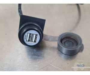 Prise USB Yamaha MT-09 2014 à 2016 