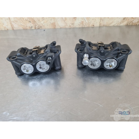 Paire d'étrier de frein avant Yamaha MT-09 2014 à 2016 
