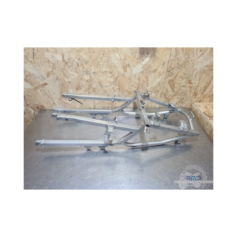 Boucle arrière Suzuki 600 GSXR 2001 à 2003 