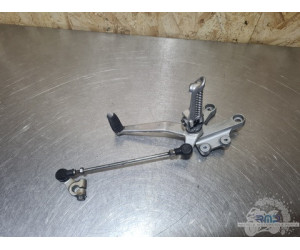 Platine repose pied gauche Suzuki 600 GSXR 2001 à 2003 