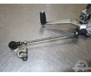 Platine repose pied gauche Suzuki 600 GSXR 2001 à 2003 