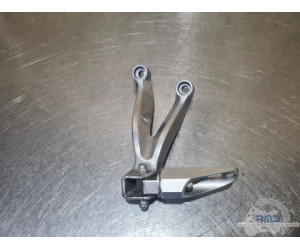 Platine repose pied passager gauche Suzuki 600 GSXR 2001 à 2003 