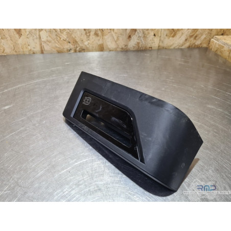 Ecope de radiateur droite Husqvarna 701 Svartpilen 2018 à 2021 
