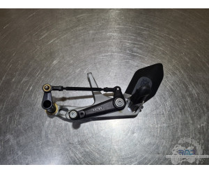 Platine repose pied gauche Husqvarna 701 Svartpilen 2018 à 2021 