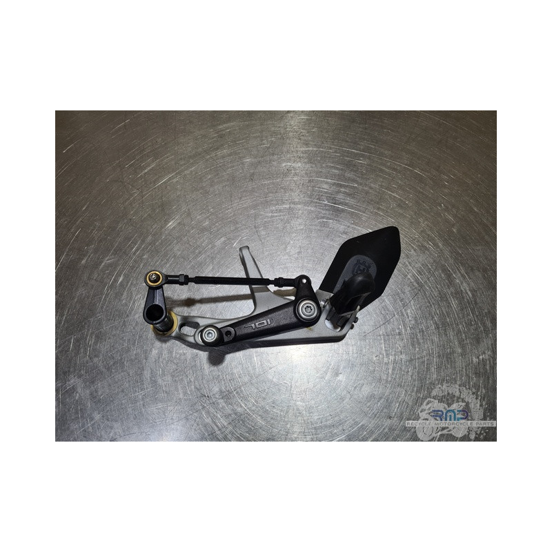 Platine repose pied gauche Husqvarna 701 Svartpilen 2018 à 2021 