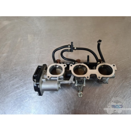 Rampe d'injection MV Agusta F3 800 2013 à 2020 