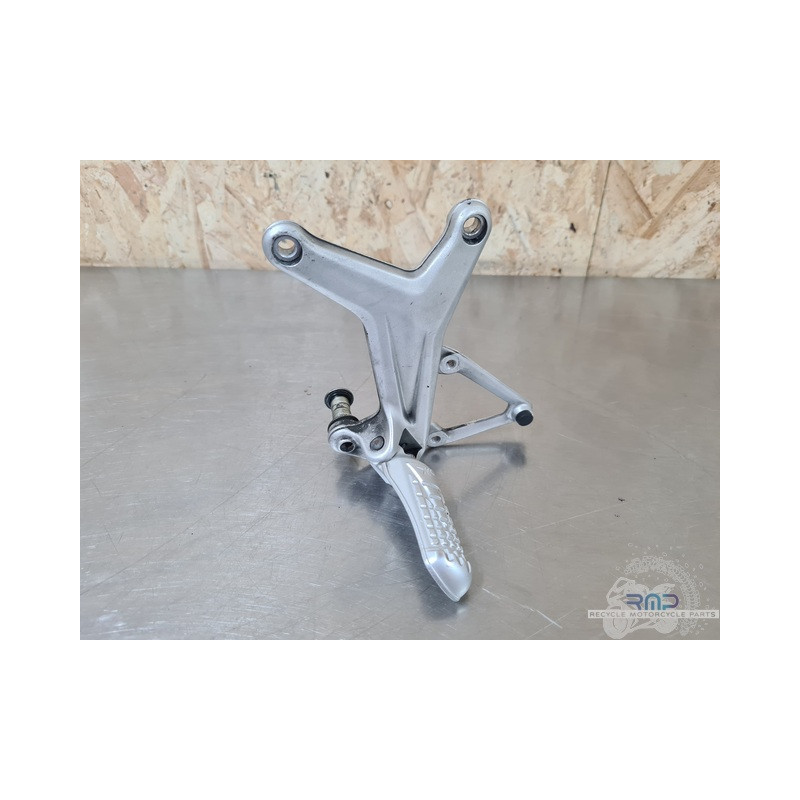 Platine repose pied gauche MV Agusta F3 800 2013 à 2020 
